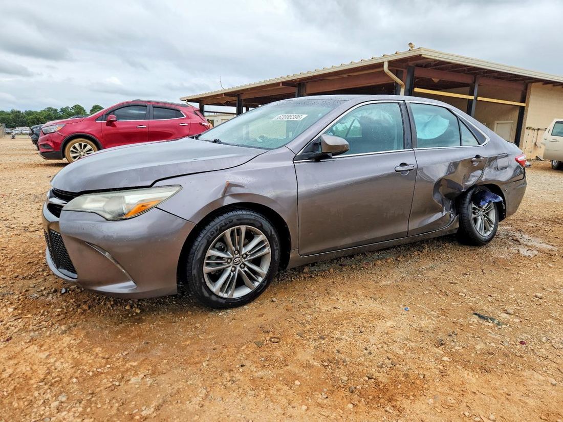 2017 TOYOTA CAMRY