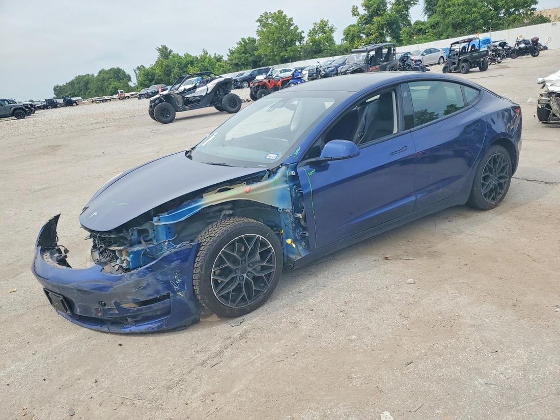 2023 TESLA MODEL 3
