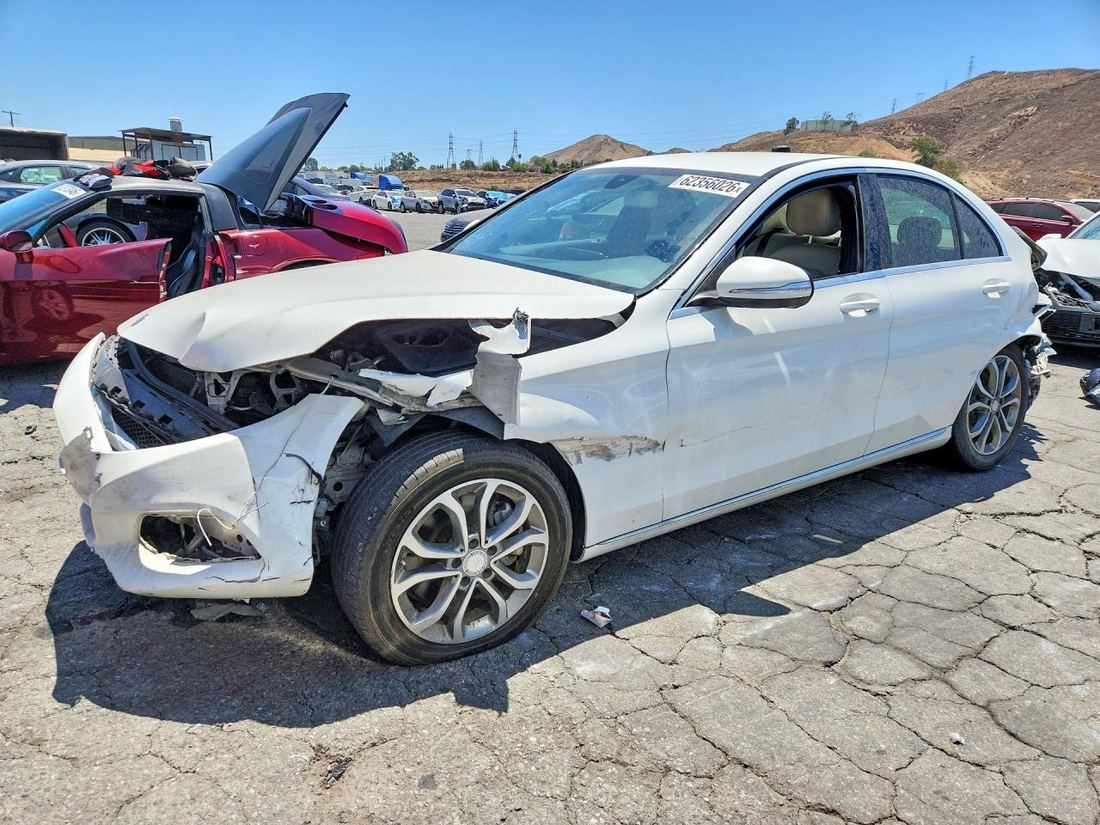 2015 MERCEDES-BENZ C