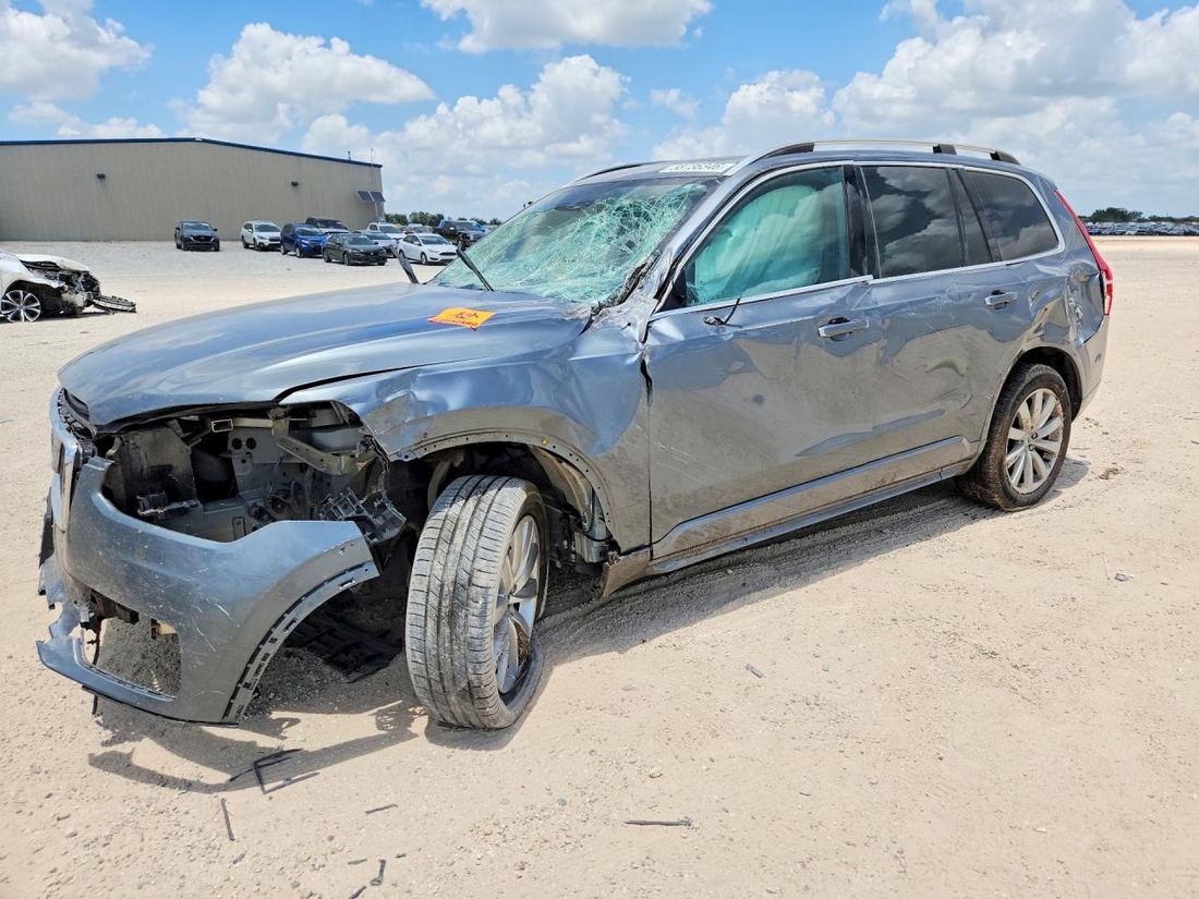 2018 VOLVO XC90