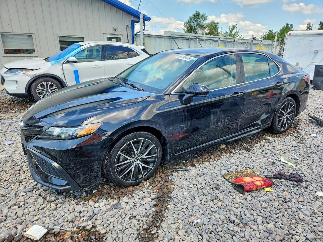 2022 TOYOTA CAMRY
