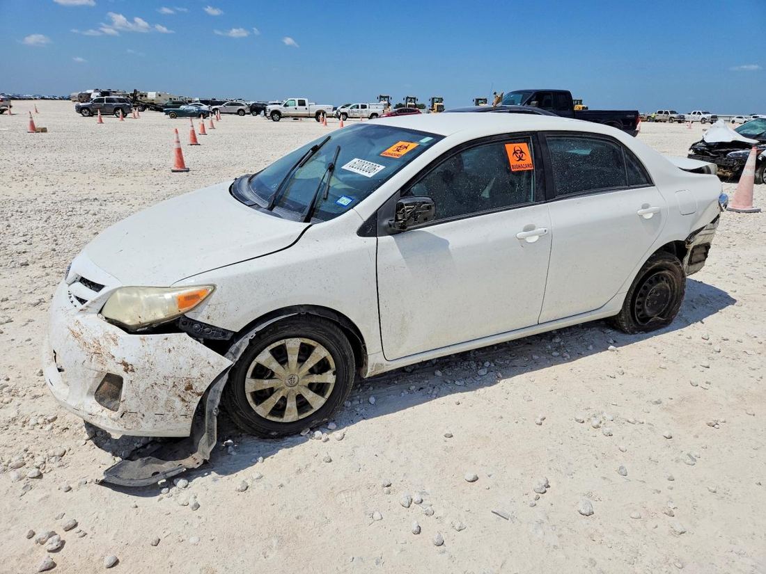 2011 TOYOTA COROLLA