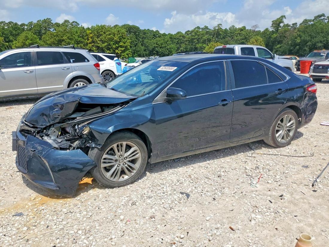 2015 TOYOTA CAMRY
