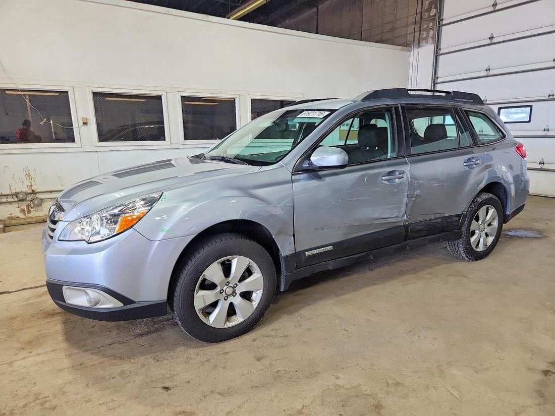 2012 SUBARU OUTBACK
