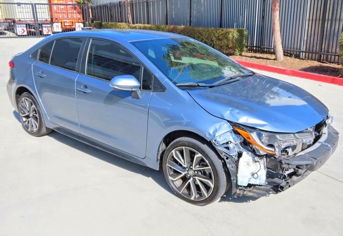 2021 TOYOTA COROLLA