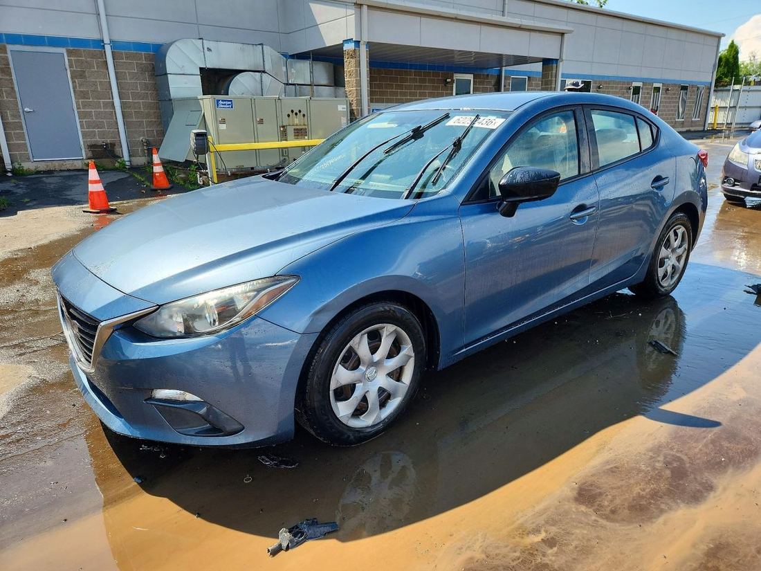 2015 MAZDA 3