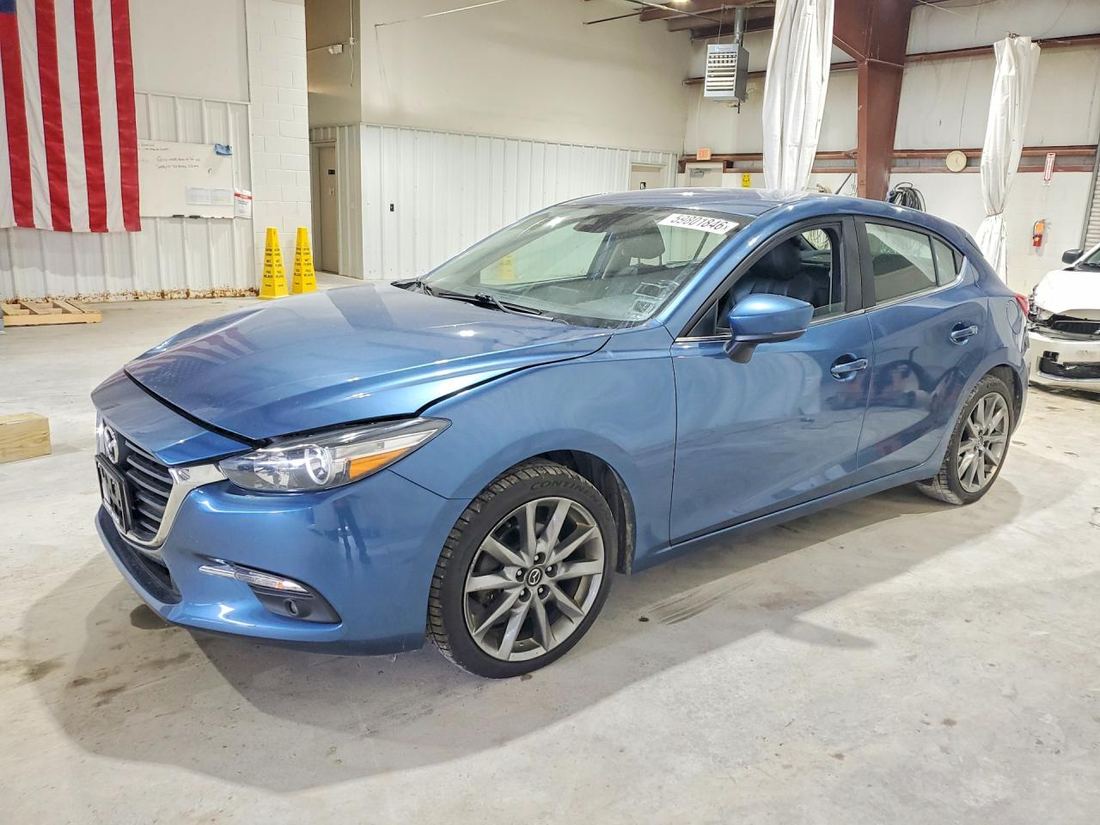 2018 MAZDA 3