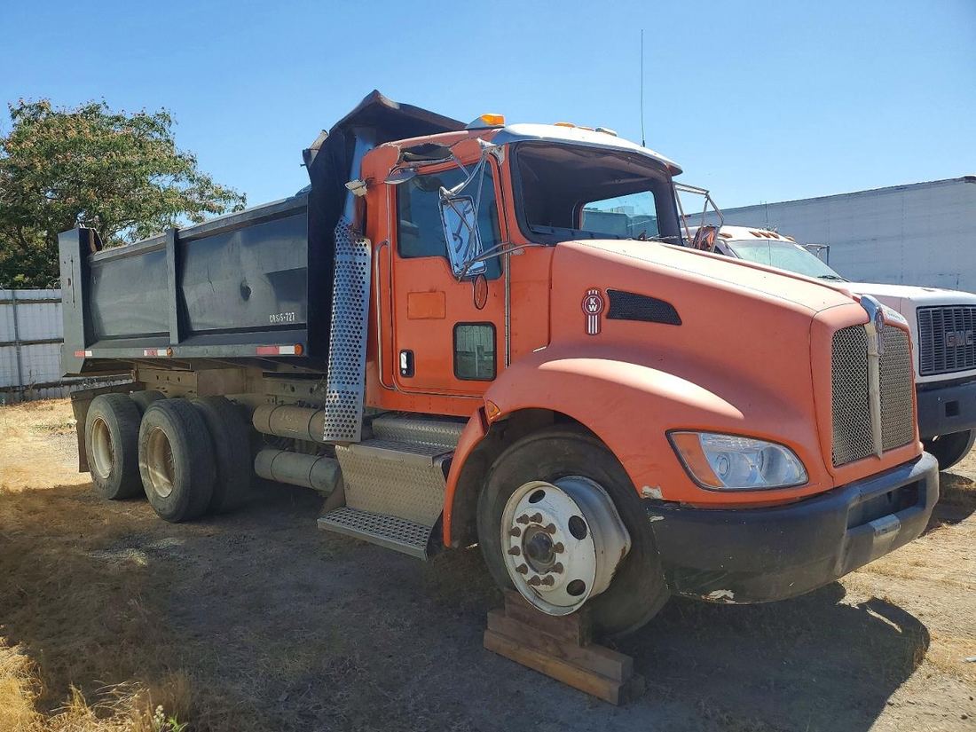 2016 KENWORTH T370