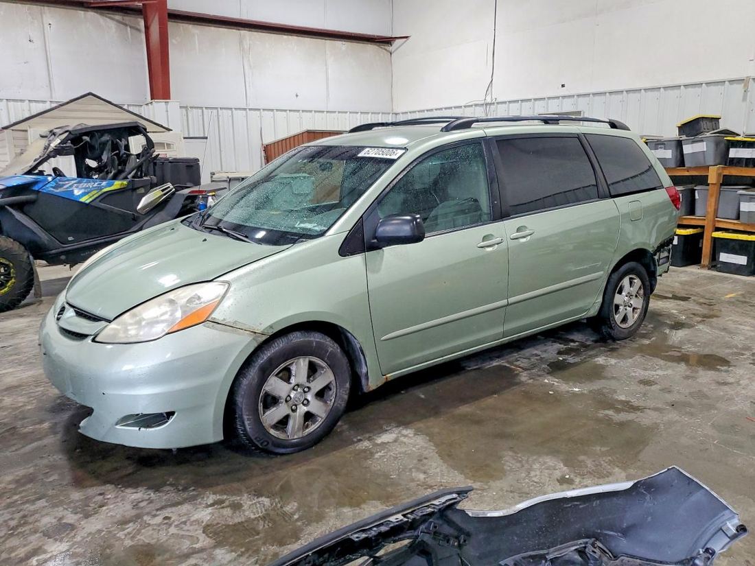 2008 TOYOTA SIENNA