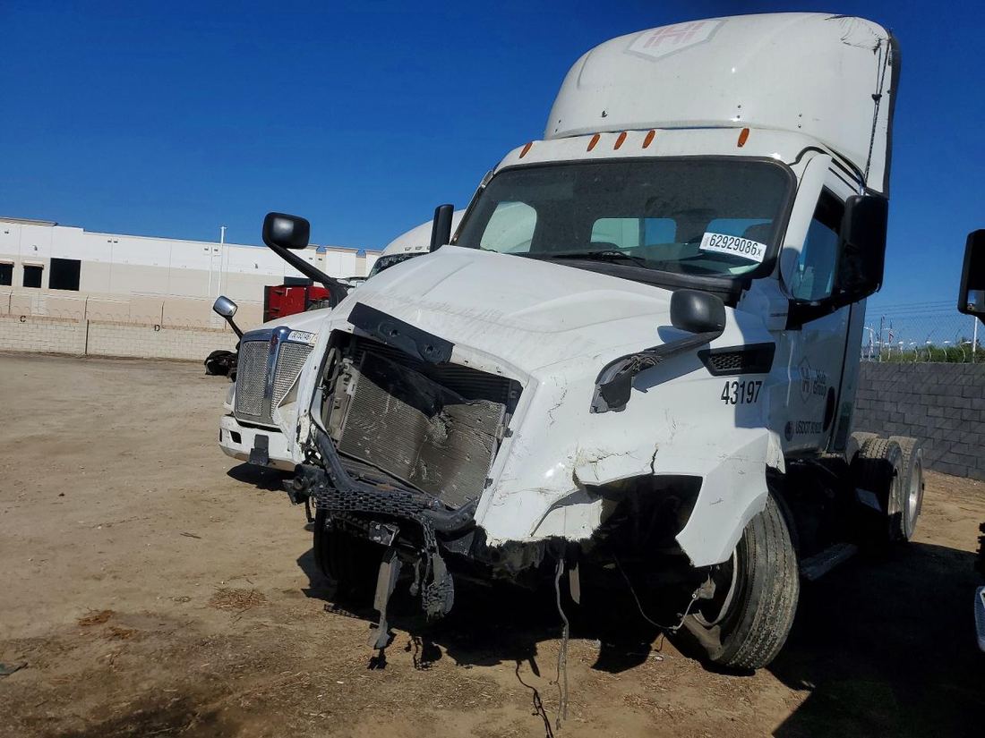 2023 FREIGHTLINER CASCADIA 116