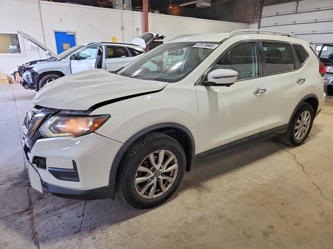 2017 NISSAN ROGUE