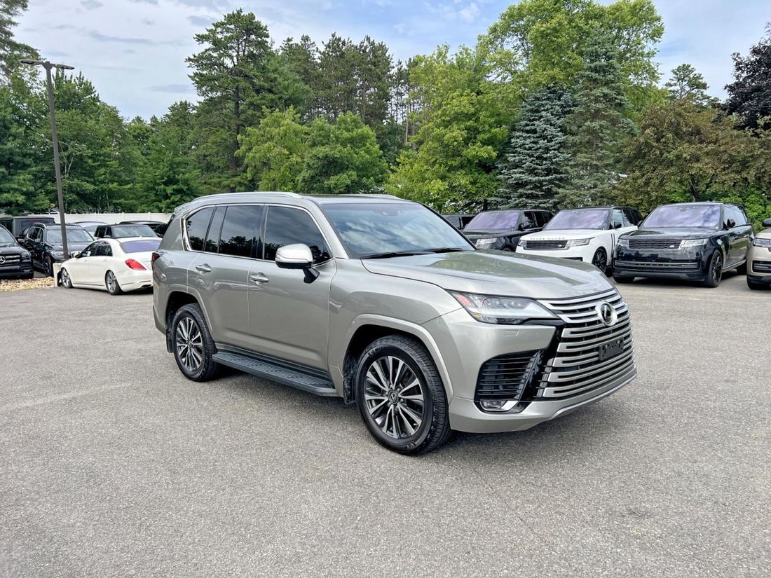 2023 LEXUS LX 600