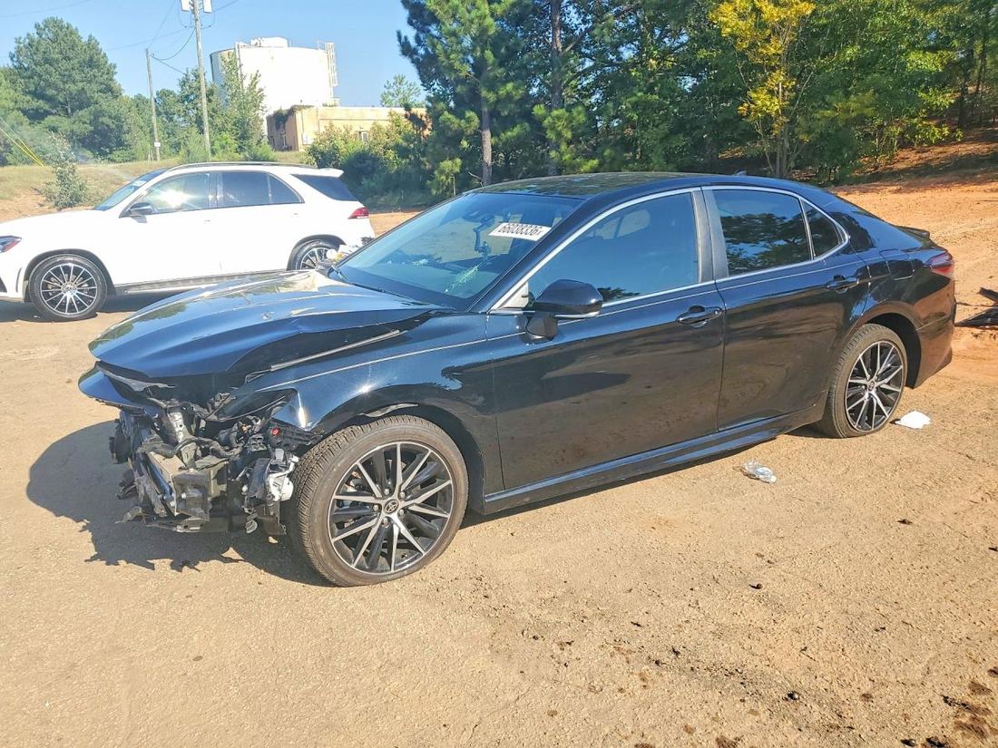 2024 TOYOTA CAMRY