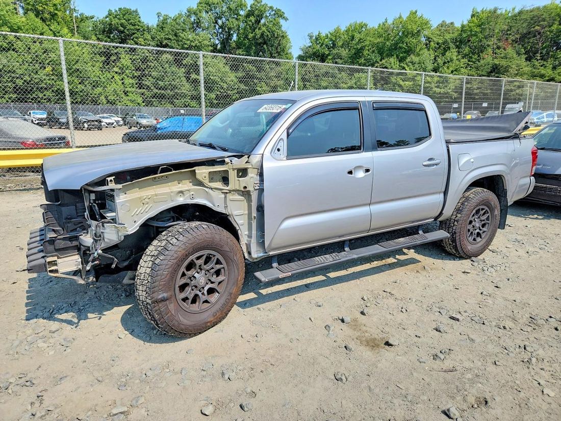 2017 TOYOTA TACOMA