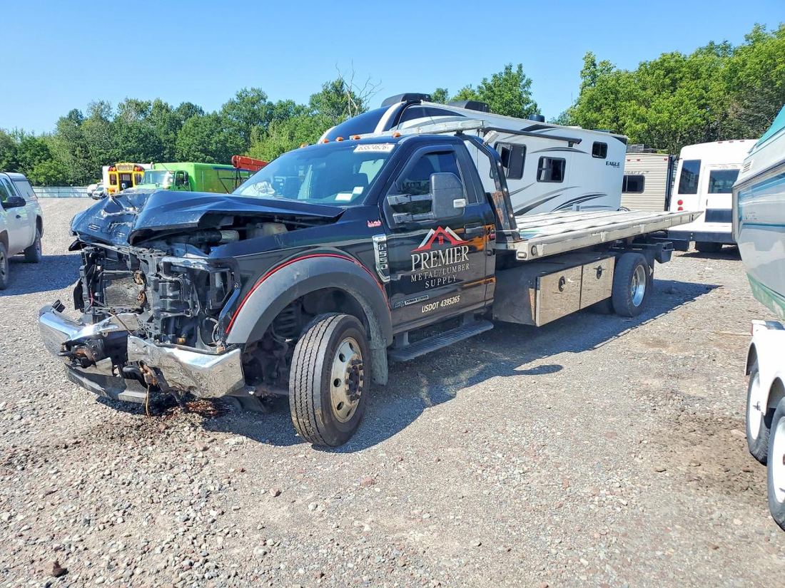 2017 FORD F550