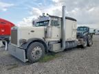 2001 PETERBILT 379