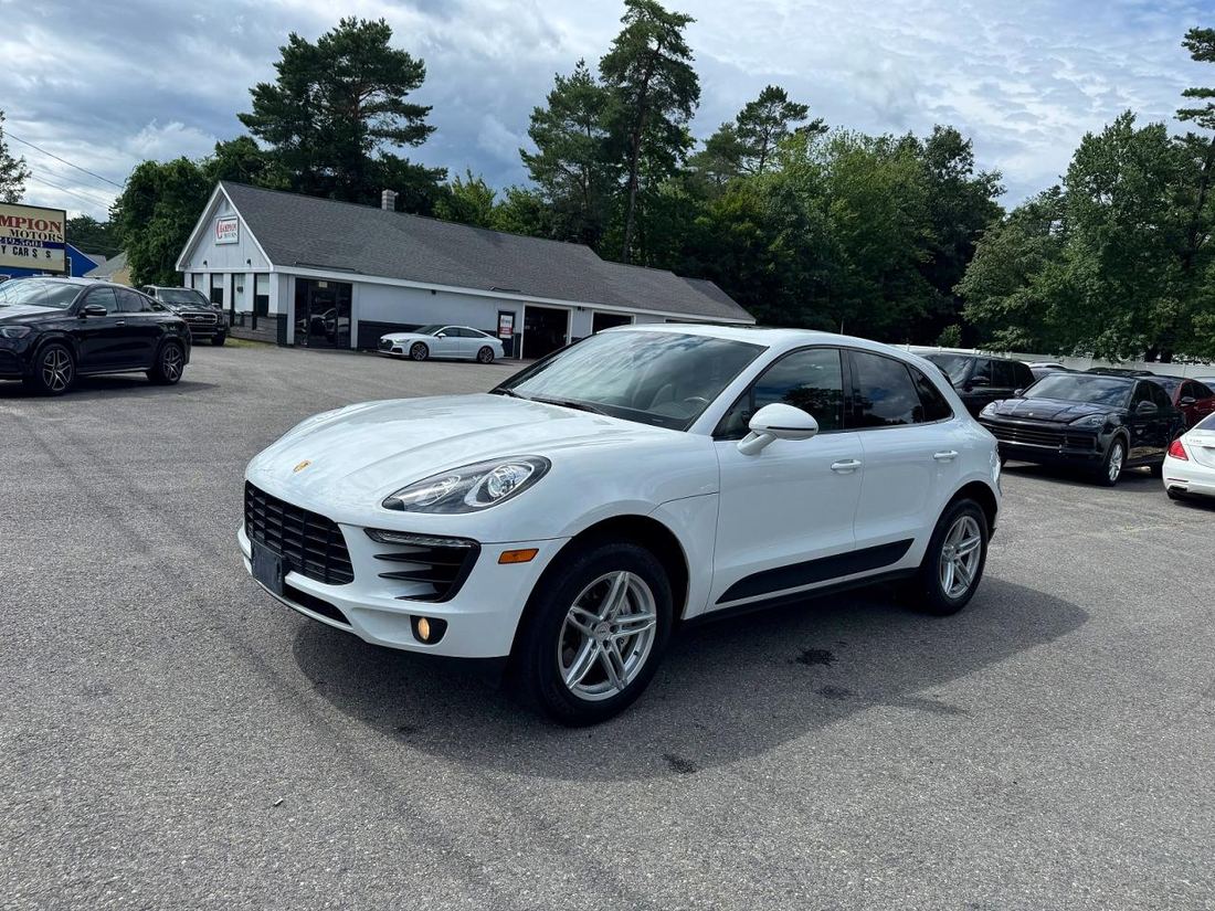 2018 PORSCHE MACAN