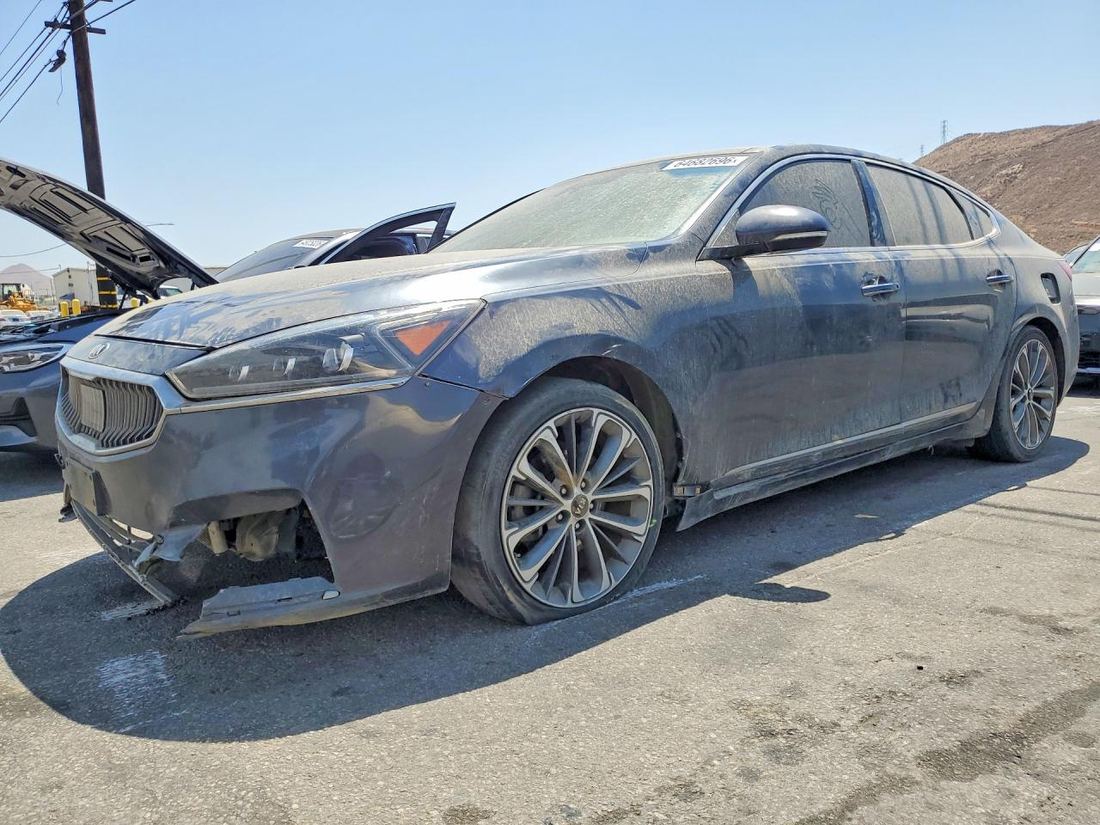 2017 KIA CADENZA