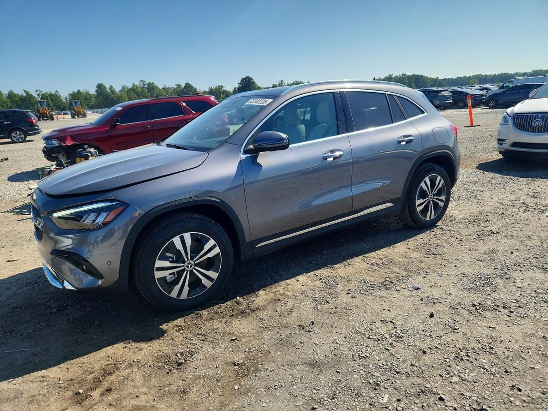 2025 MERCEDES-BENZ GLA