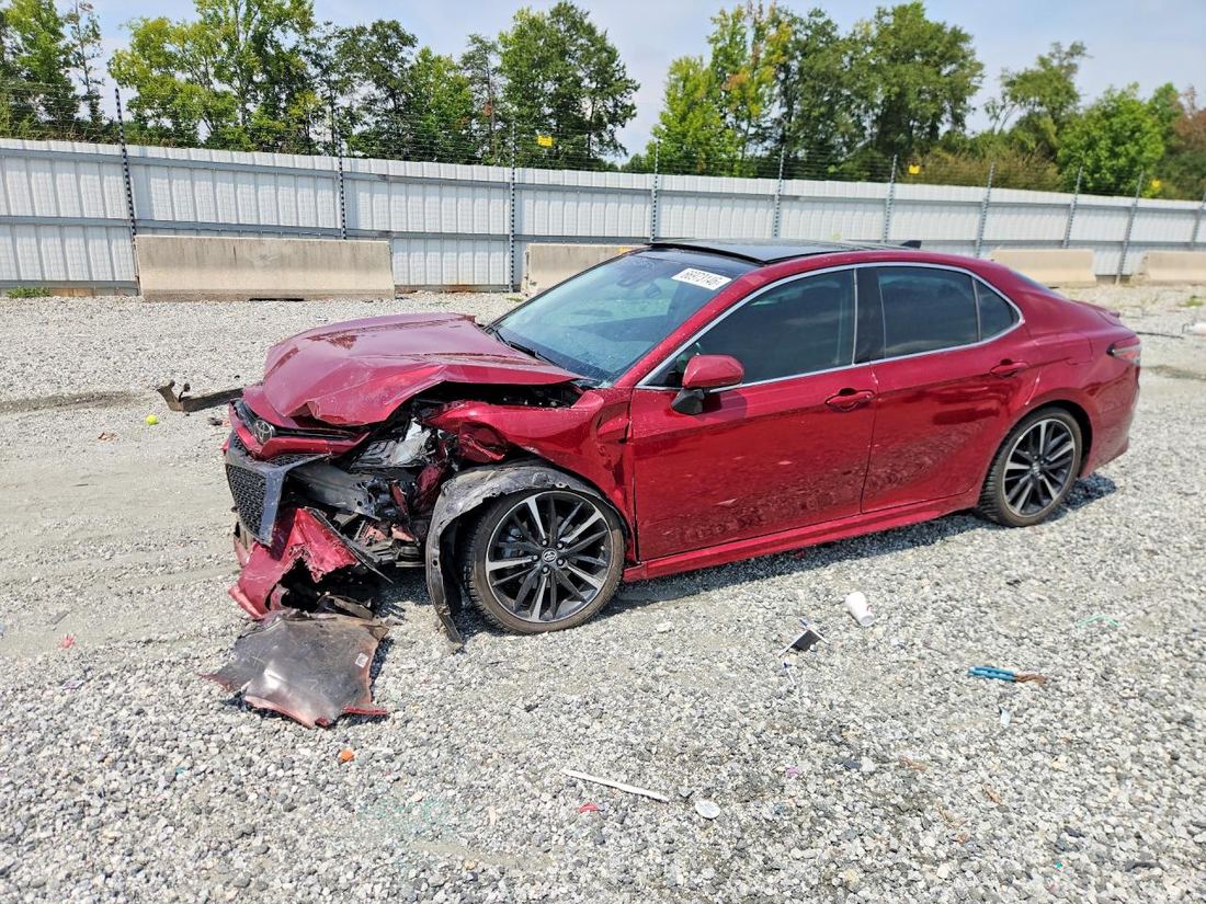 2018 TOYOTA CAMRY