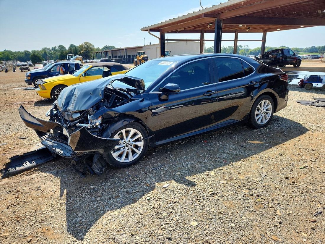 2022 TOYOTA CAMRY