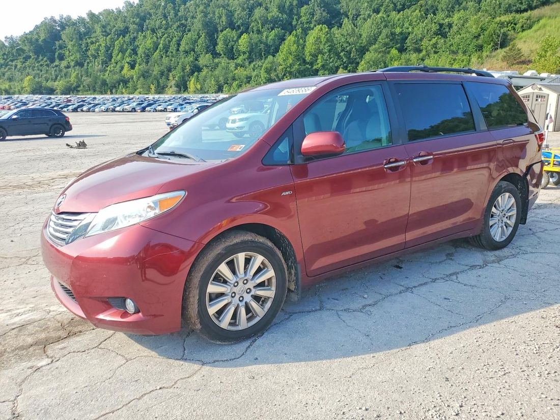 2017 TOYOTA SIENNA