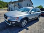 2016 VOLVO XC70