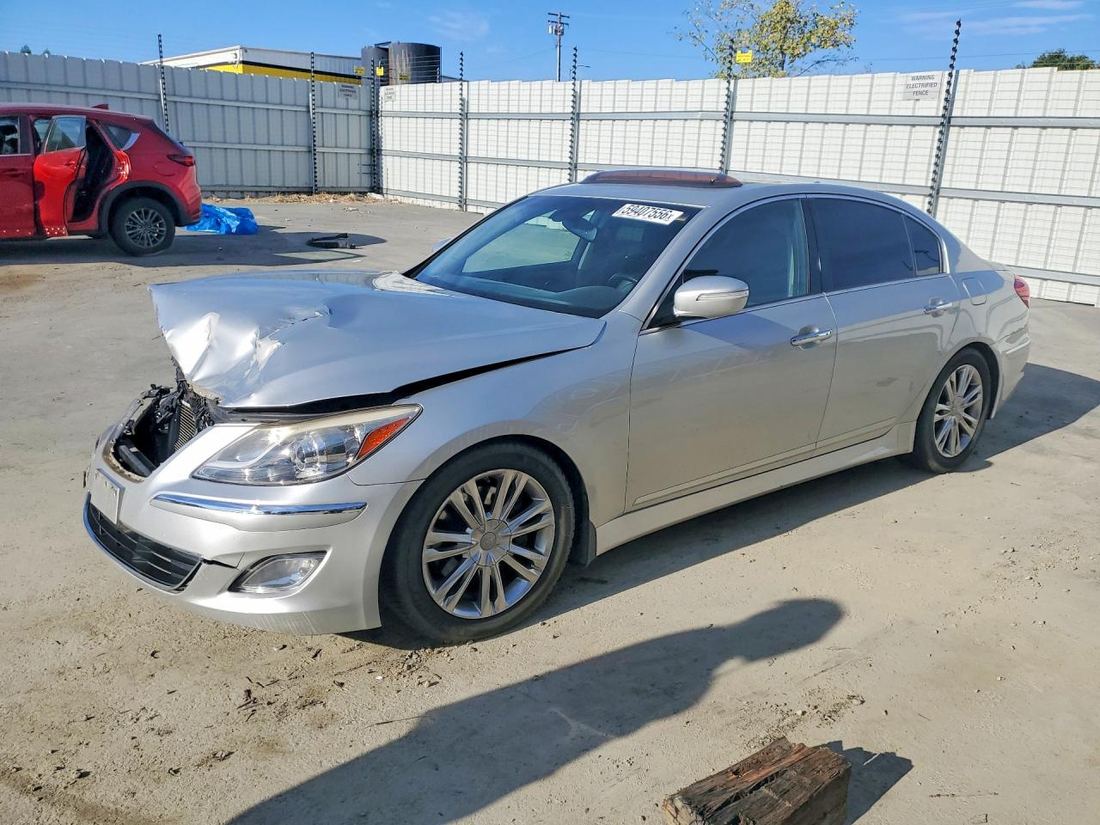 2012 HYUNDAI GENESIS