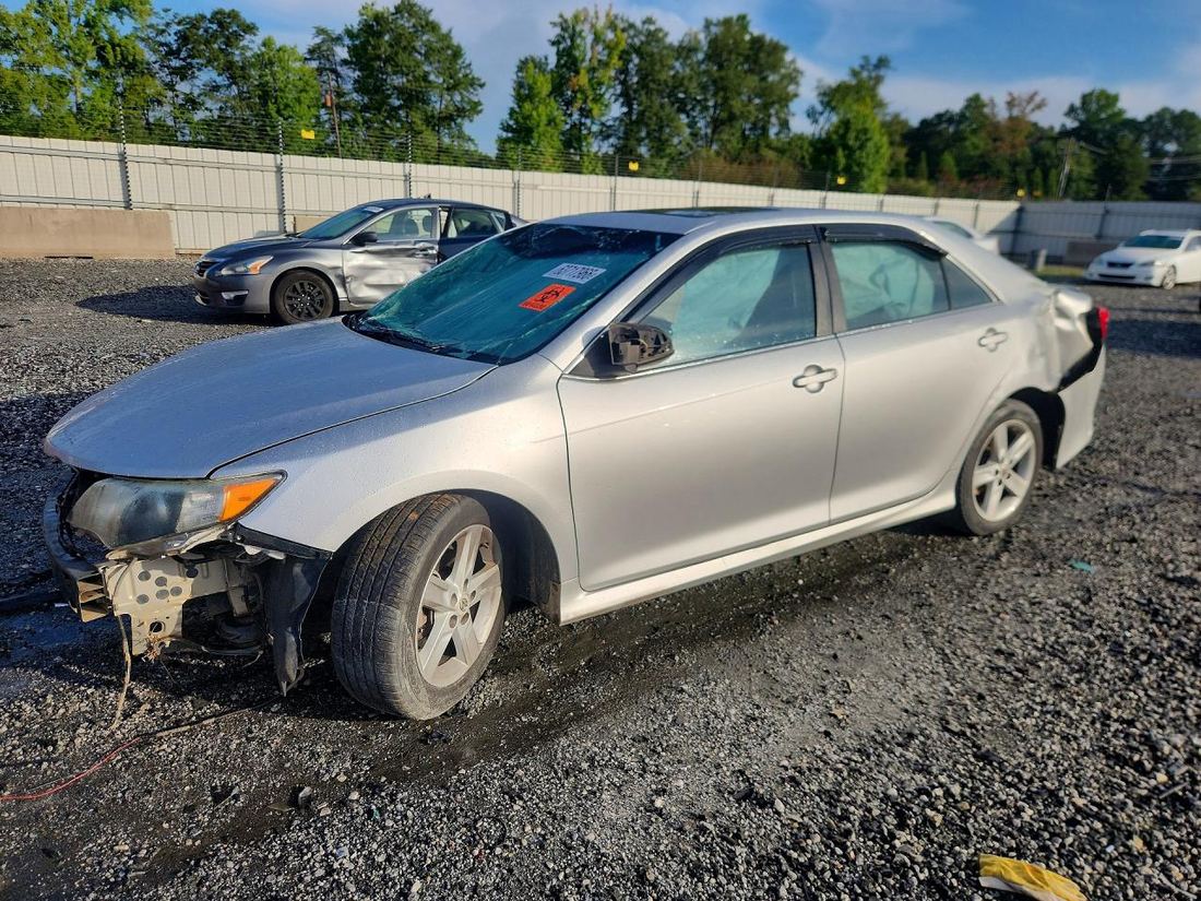 2012 TOYOTA CAMRY
