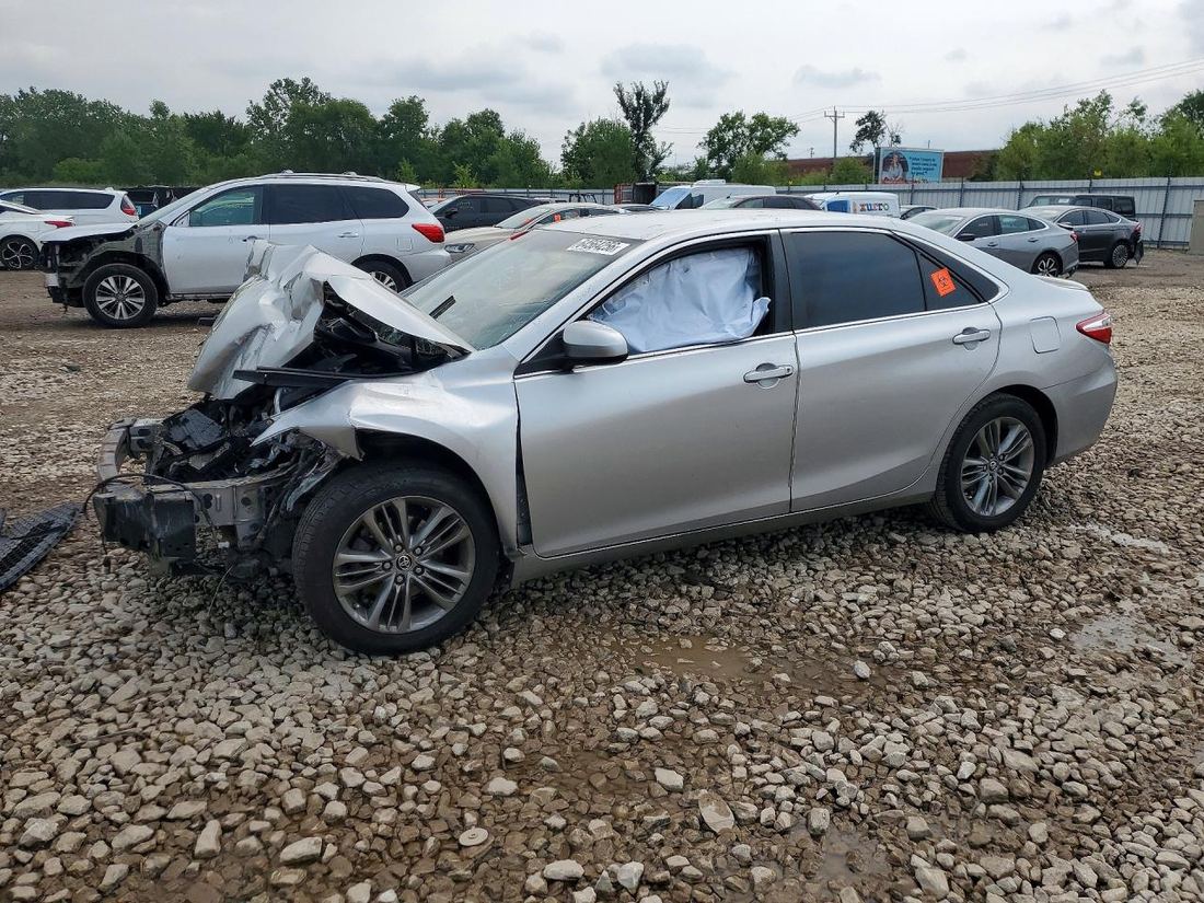 2015 TOYOTA CAMRY