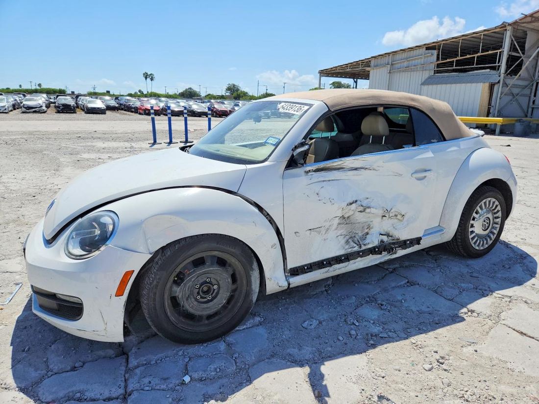 2013 VOLKSWAGEN BEETLE
