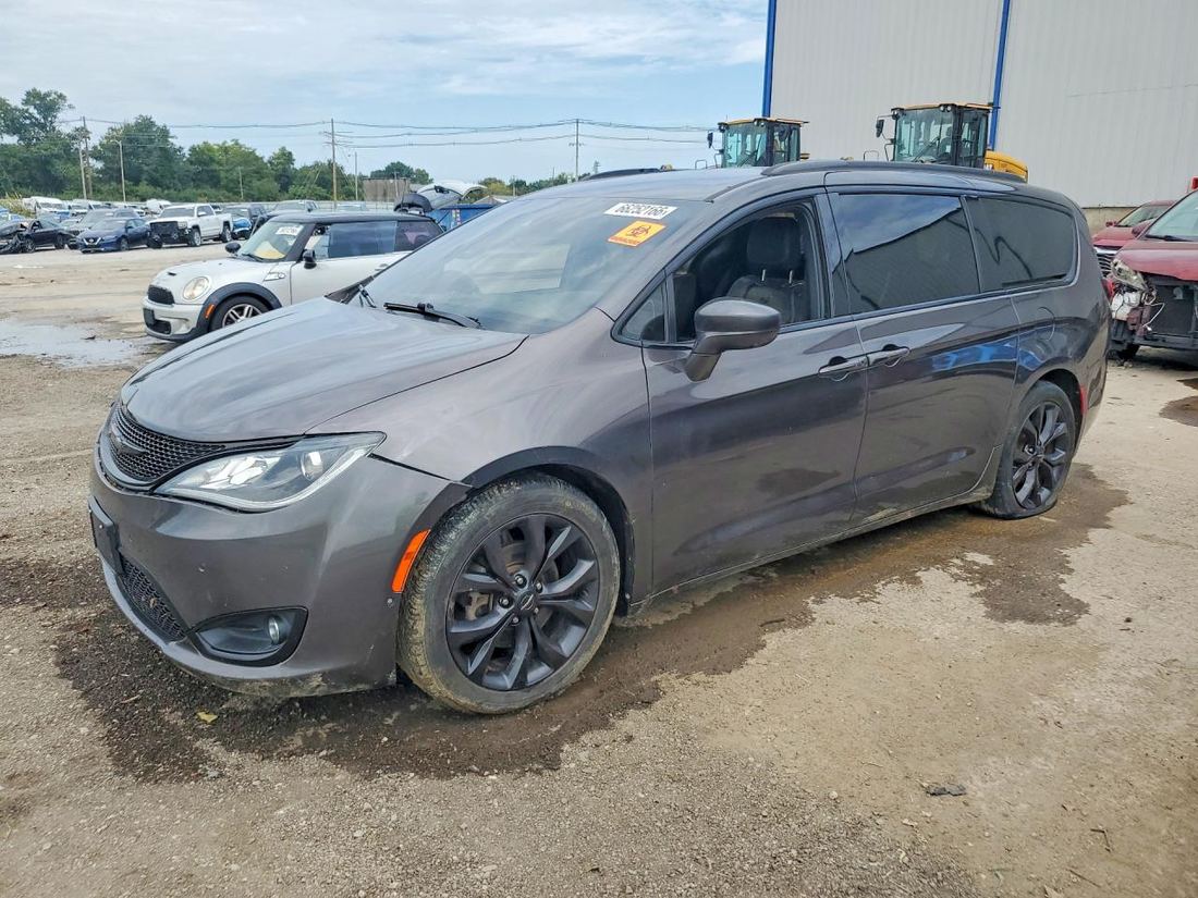 2019 CHRYSLER PACIFICA
