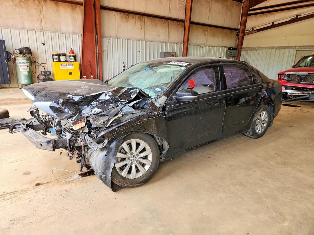 2015 VOLKSWAGEN PASSAT