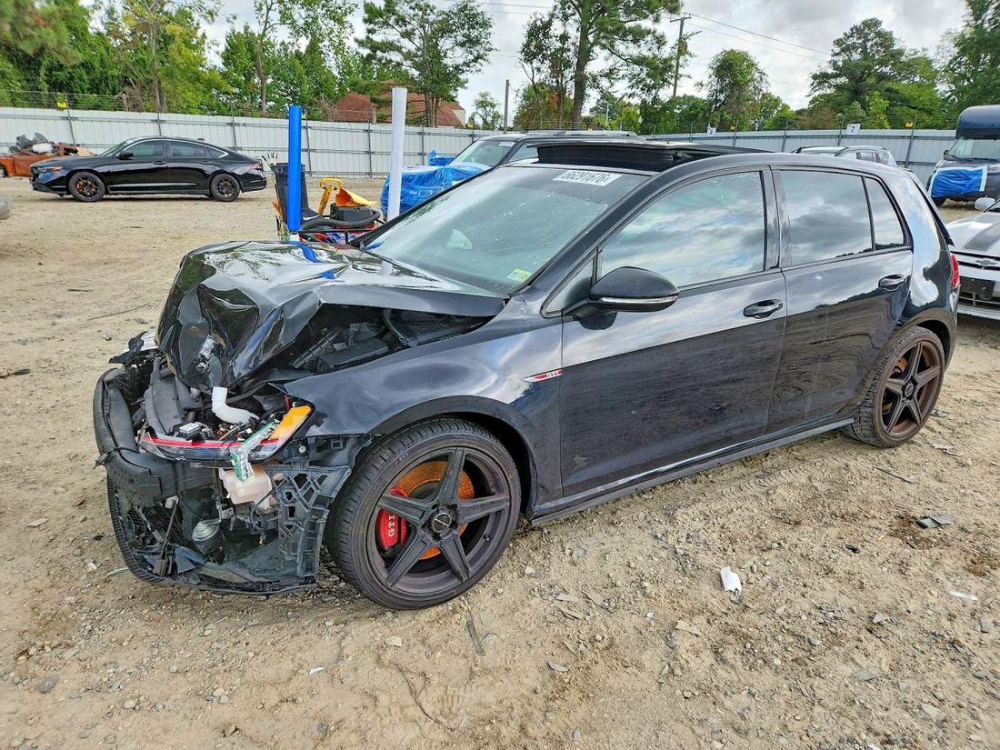 2017 VOLKSWAGEN GTI