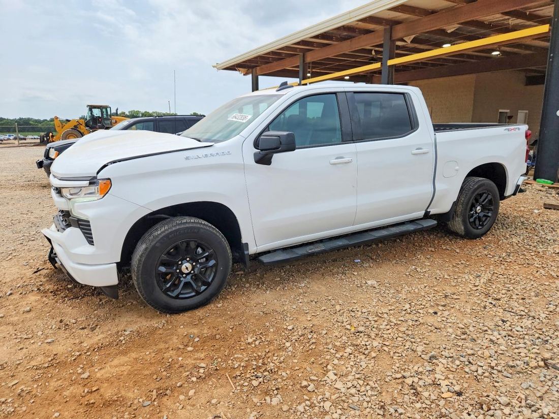 2024 CHEVROLET SILVERADO