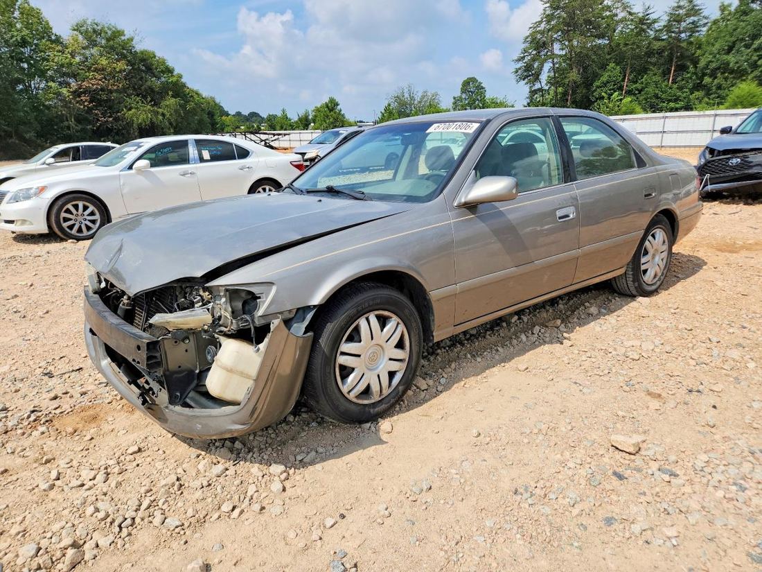 2001 TOYOTA CAMRY