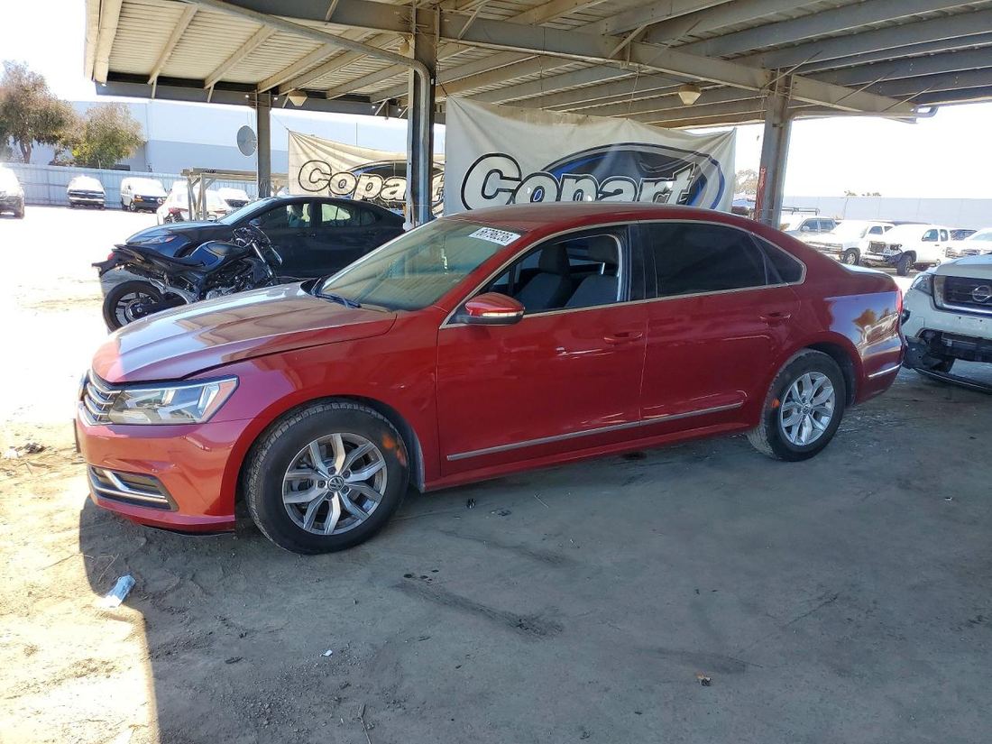 2016 VOLKSWAGEN PASSAT