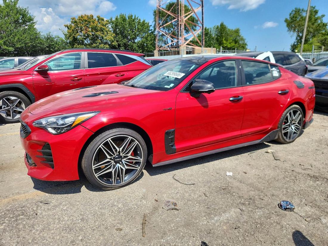 2022 KIA STINGER