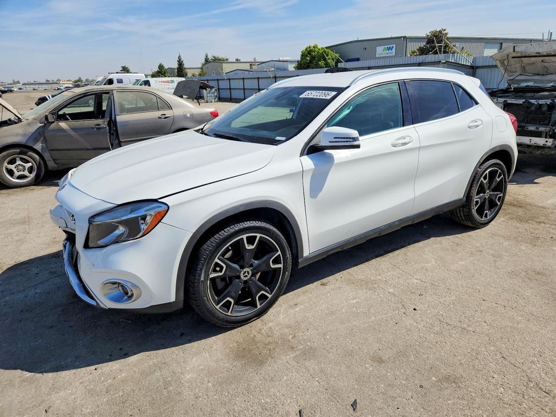 2020 MERCEDES-BENZ GLA