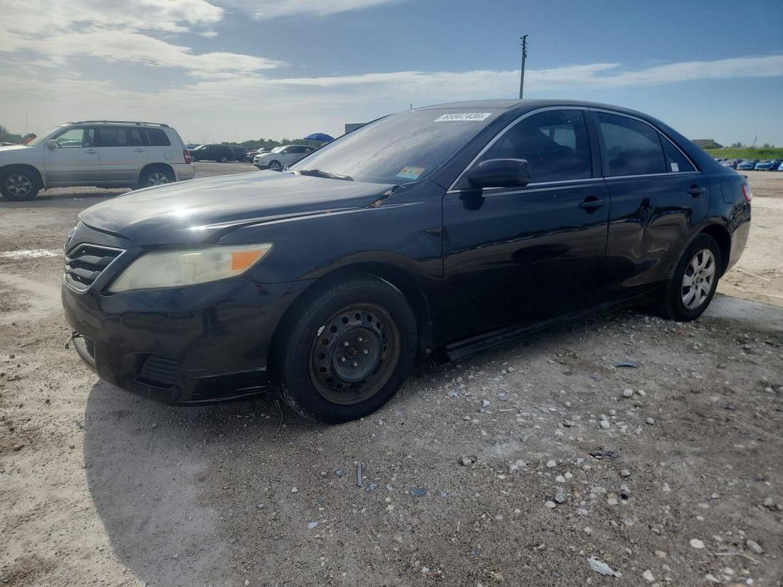 2011 TOYOTA CAMRY