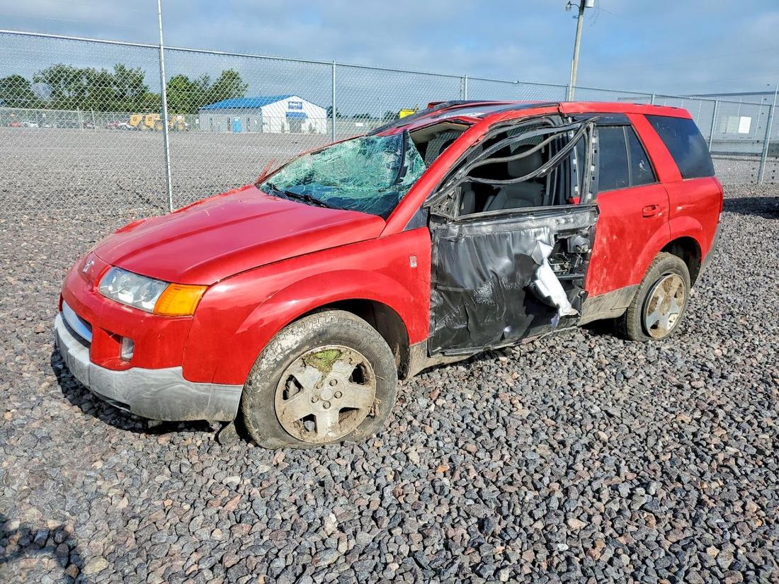 2004 SATURN VUE