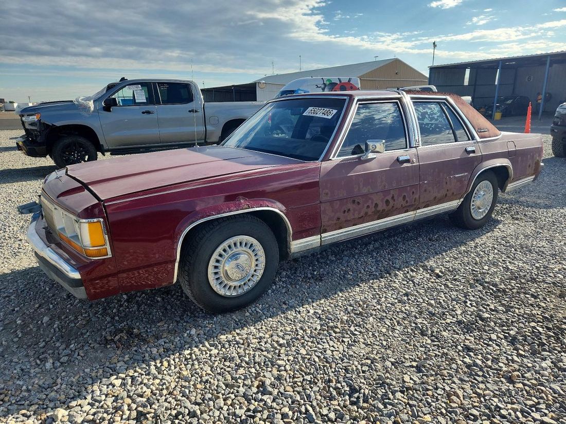 1988 FORD CROWN VICTORIA