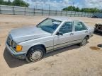 1986 MERCEDES-BENZ 190