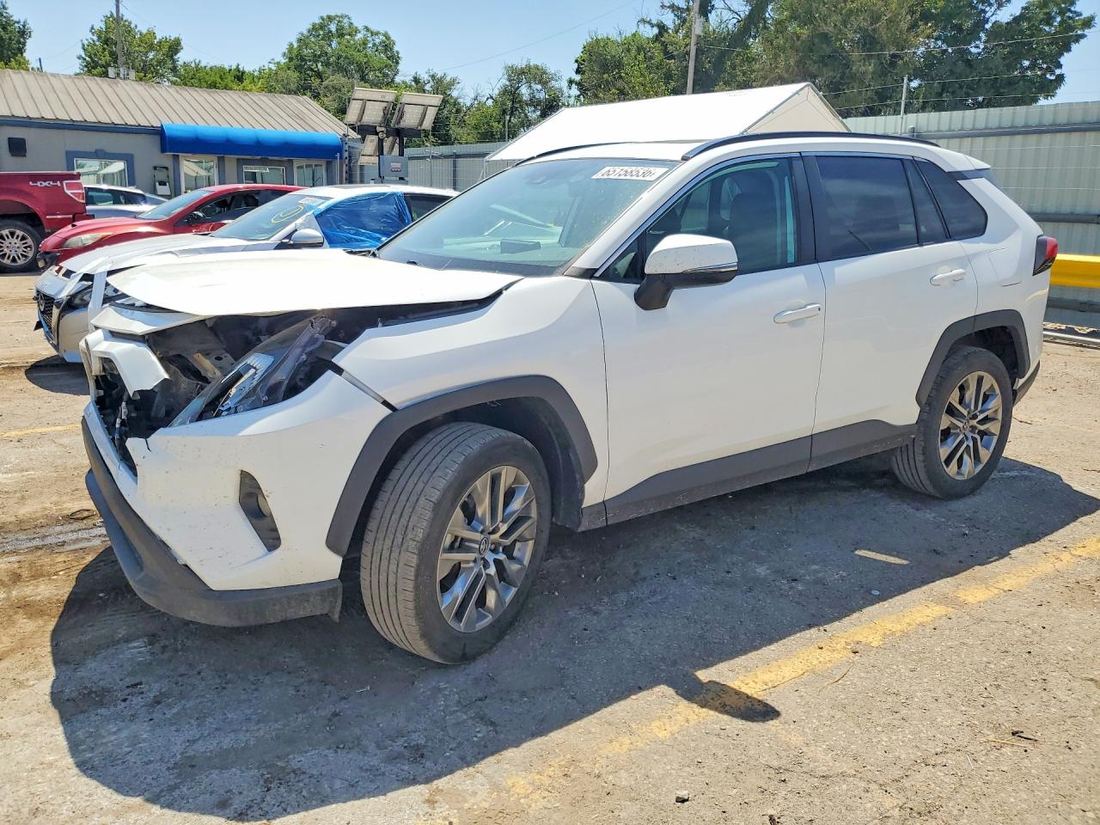 2019 TOYOTA RAV4