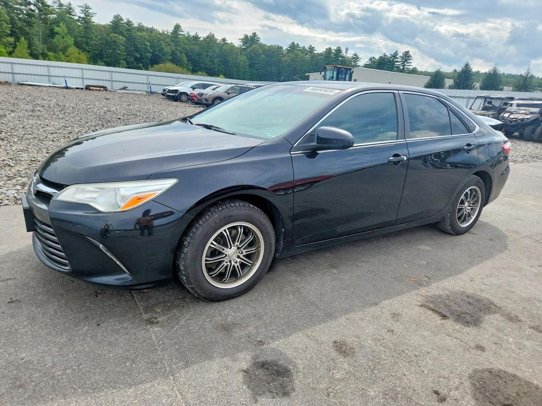 2017 TOYOTA CAMRY