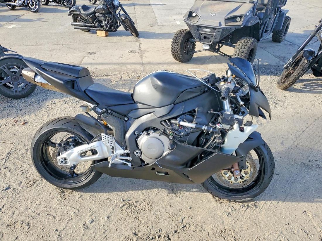 2004 HONDA CBR1000