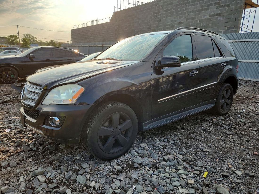 2011 MERCEDES-BENZ ML
