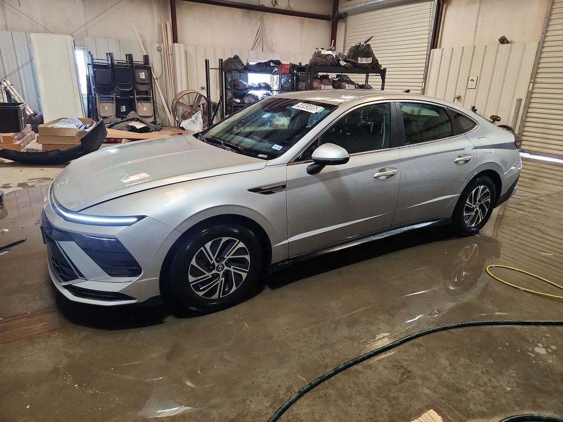2026 HYUNDAI SONATA HYBRID