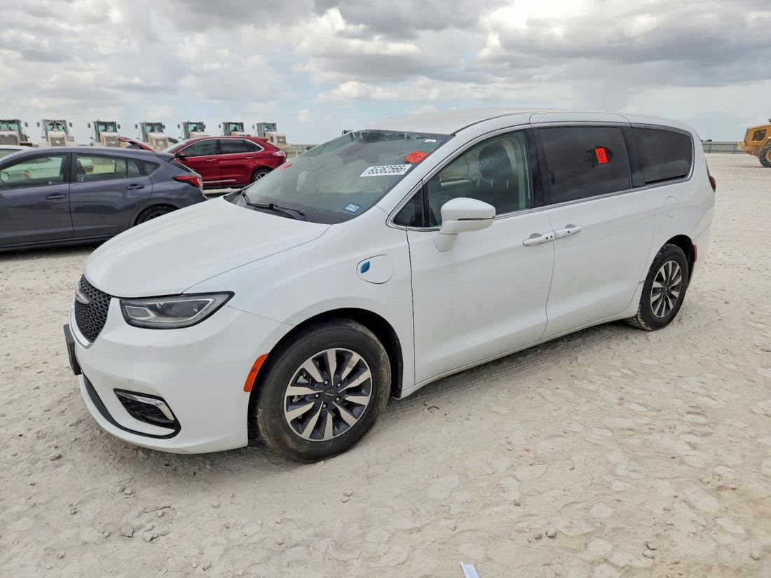 2022 CHRYSLER PACIFICA