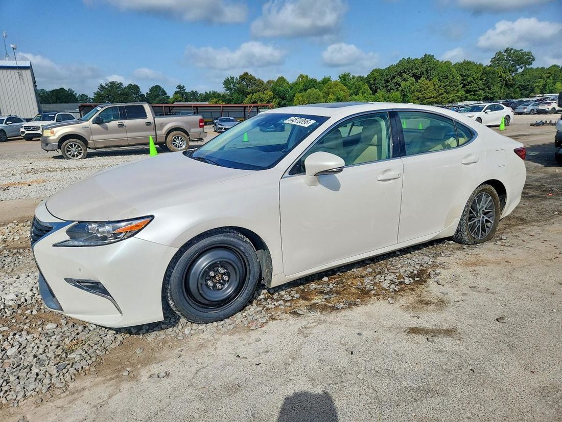 2016 LEXUS ES
